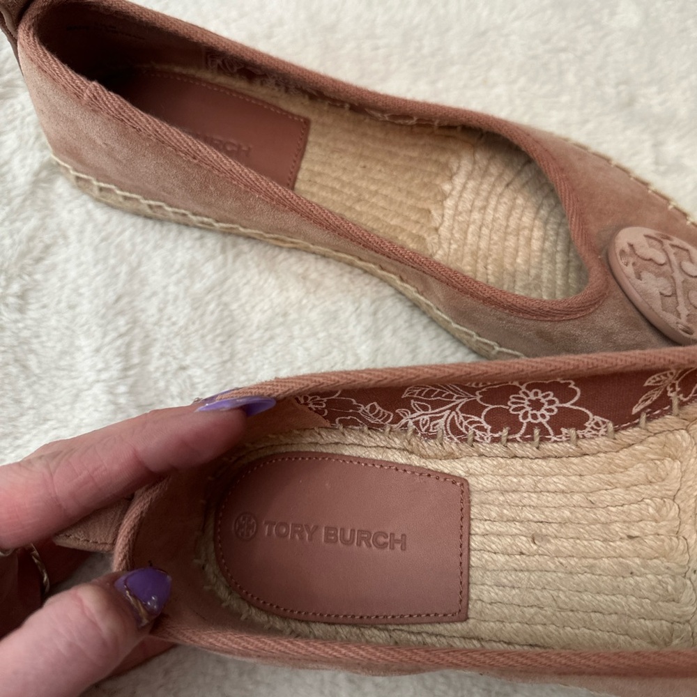 New Tory Burch Minnie embellished suede espadrilles in pink - Picture 4 of 7